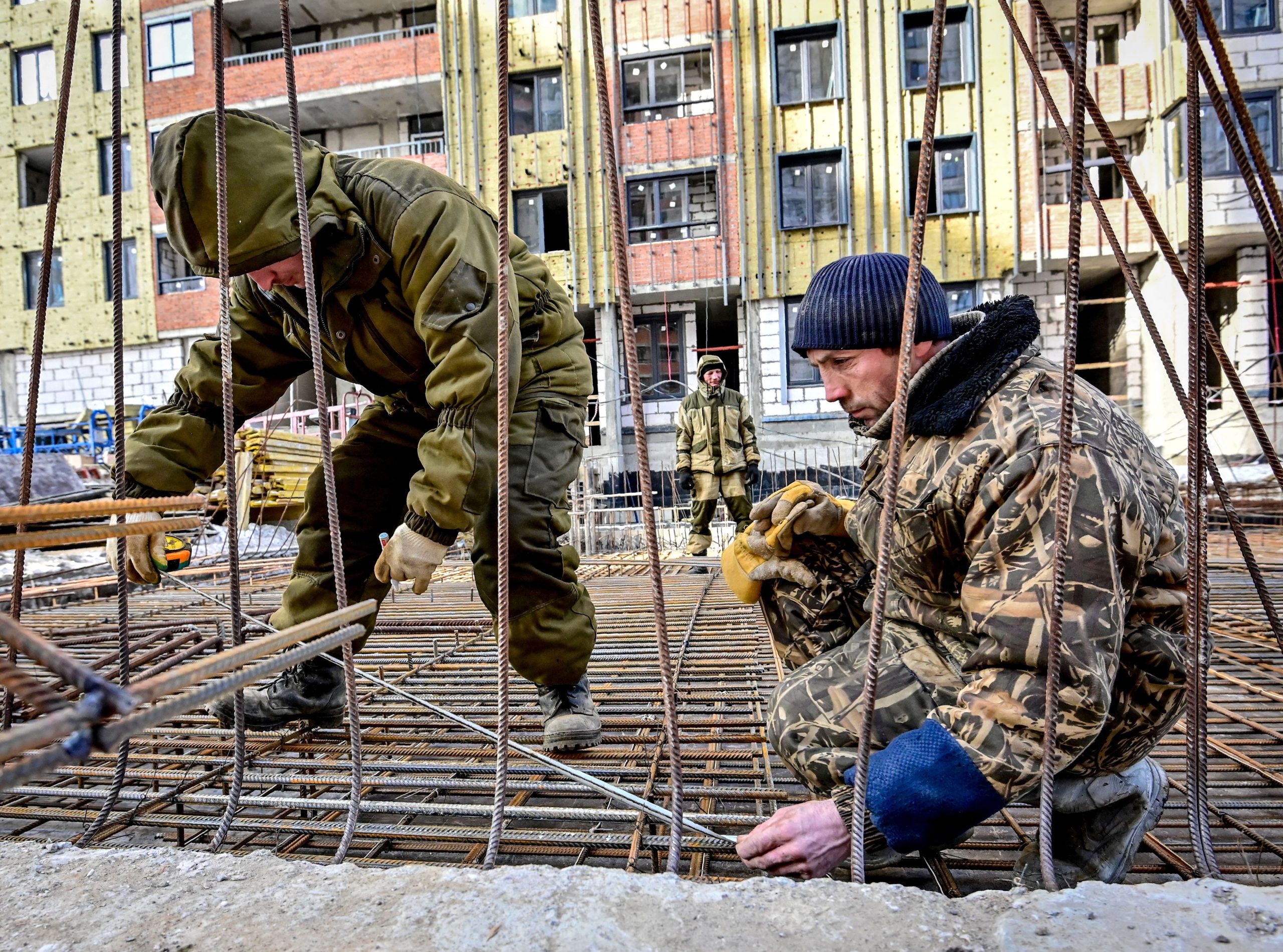 RUSSIA-HEALTH-VIRUS-ECONOMY-MIGRANTS