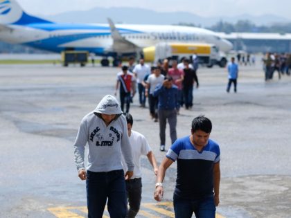 ICE Deports Guatemalan Families Under New Expedited Process