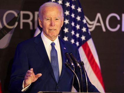 US-NEWS-TRUMP-BIDEN-CLASH-TB