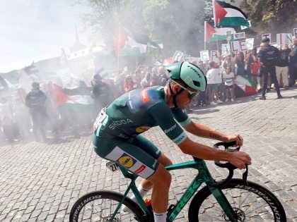 TOPSHOT-CYCLING-ESP-VUELTA-DEMO