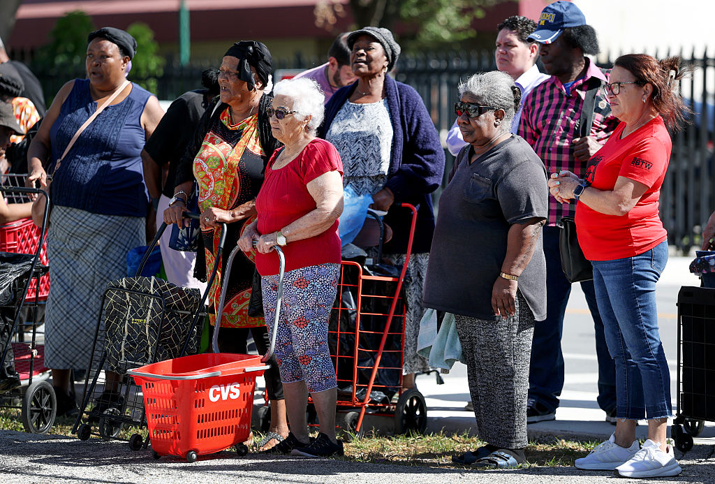 Florida Food Bank Hosts Food Giveaway Days Ahead Of Federal Food Assistance Funding Running Out Due To Gov't Shutdown