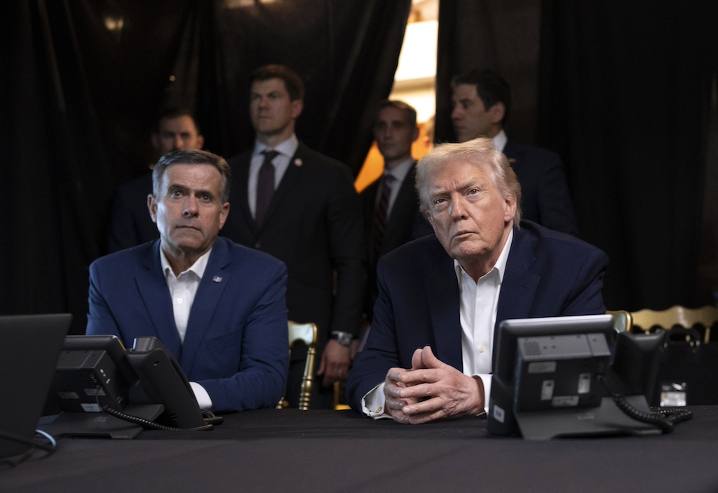 Trump Administration Officials Observe U.S. Military Operations In Venezuela From Mar-a-Lago Resort