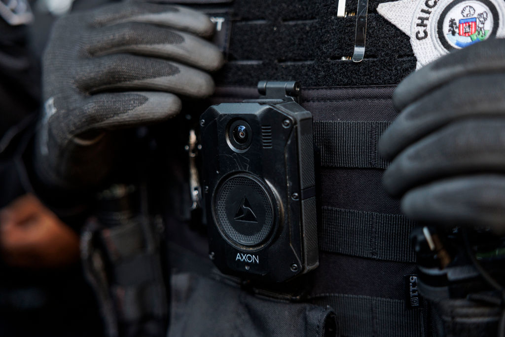 US-NEWS-ILL-POLICE-BODY-CAMERAS-TB