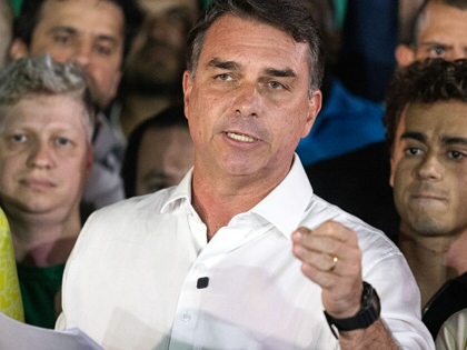 Flávio Bolsonaro, Brazilian presidential candidate, speaks during a press conference at the Liberal Party (PL) camp following the runoff election in Brasilia, Brazil, on Sunday, Oct. 25, 2026. Bolsonaro called for the annulment of Brazil's presidential runoff after losing the election to President Luiz Inacio Lula da Silva in a chaotic vote marred by allegations of suppression and a last-minute extension of voting hours. 