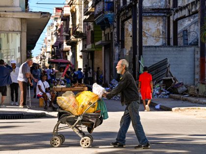 TOPSHOT-CUBA-VENEZUELA-US-CONFLICT-CRISIS