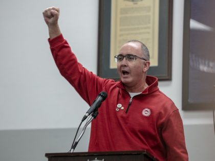 Striking UAW Members Hold Rally At Chicago Union Hall
