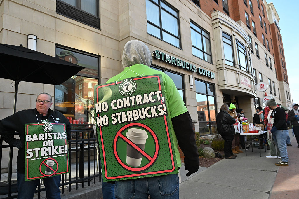 tu112025_Starbucks Strike baristas