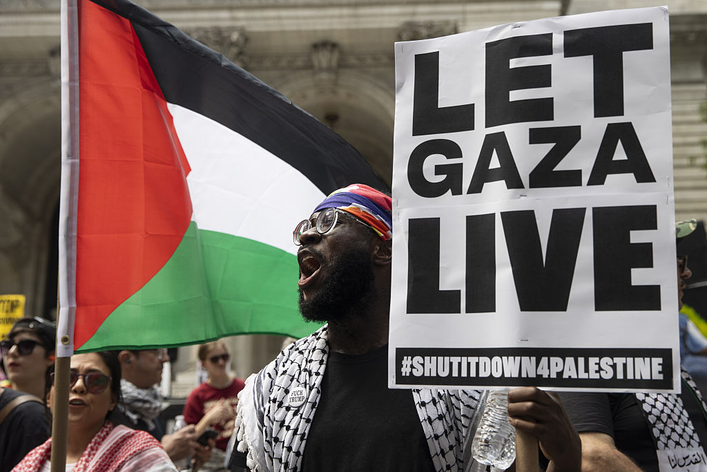 'Stop starving Gaza' march in New York City