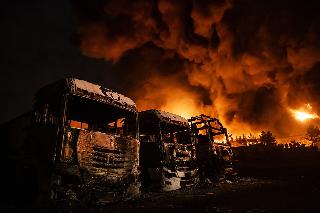 Fire breaks out in Shahran oil depot following US and Israeli attacks in Tehran