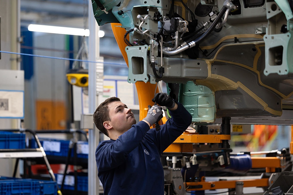 Van Production At Volkswagen Hanover Plant