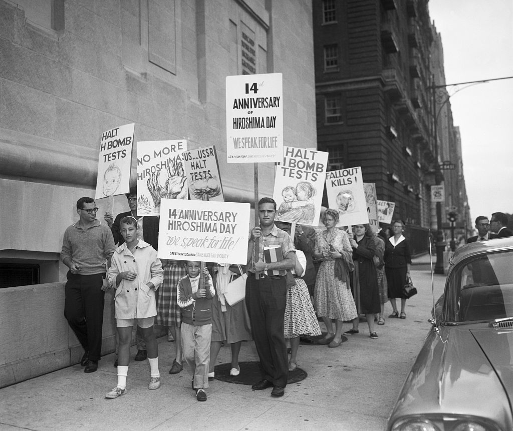 An anti–nuclear testing march on August 9, 1959, in Manhattan, organized by the Committee for a Sane Nuclear Policy (SANE).