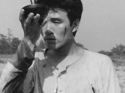 A still from Masao Adachi’s 1961 short film, Bowl.