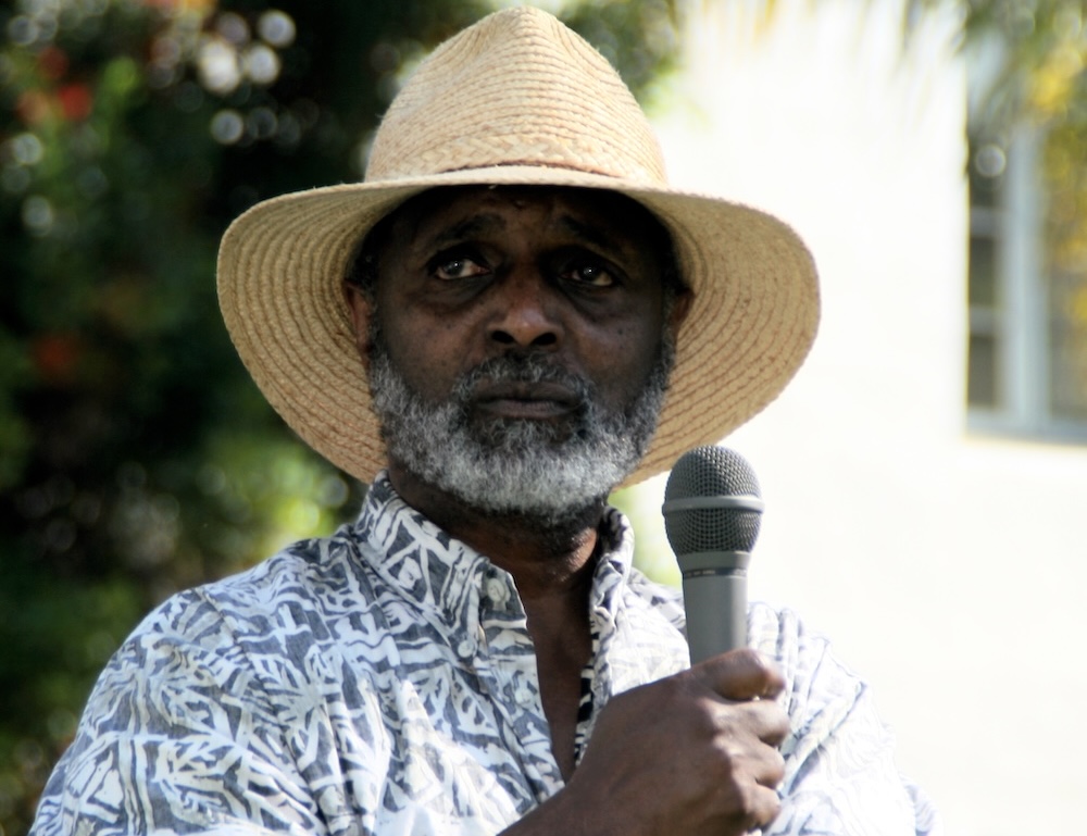 Cedric Robinson addresses a rally in September 2006.